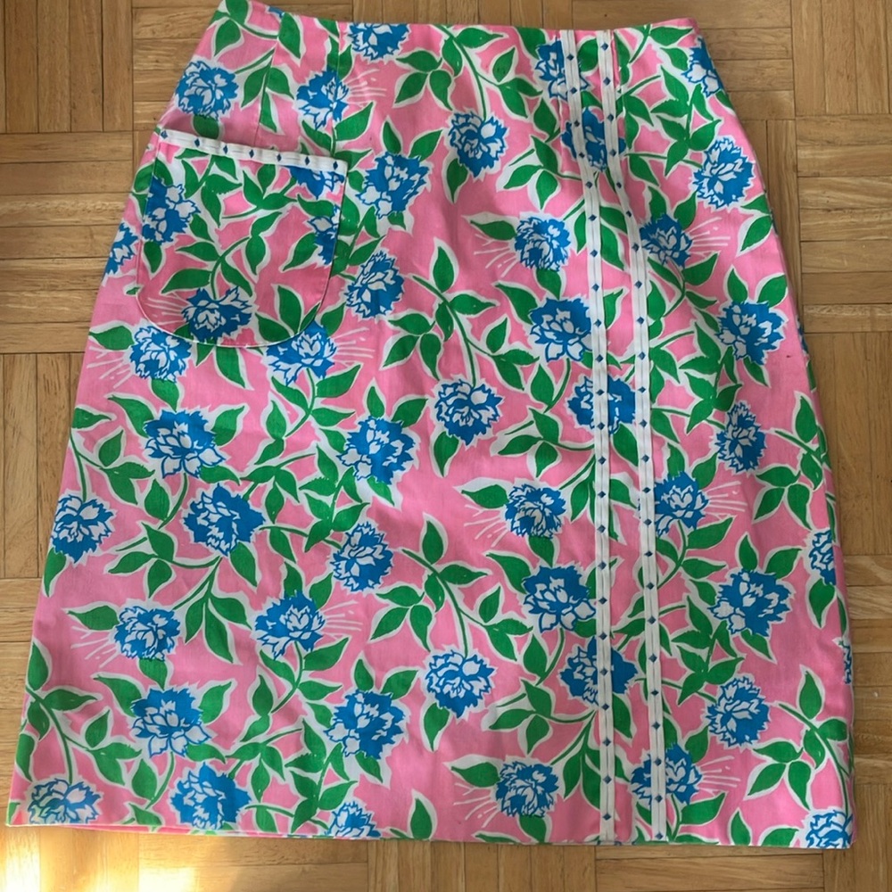 Vintage The Lilly a-line knee length floral skirt 10 hidden Lilly classic